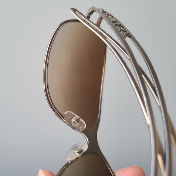100% authentic CHANEL Sunglasses - Picture 12 of 17